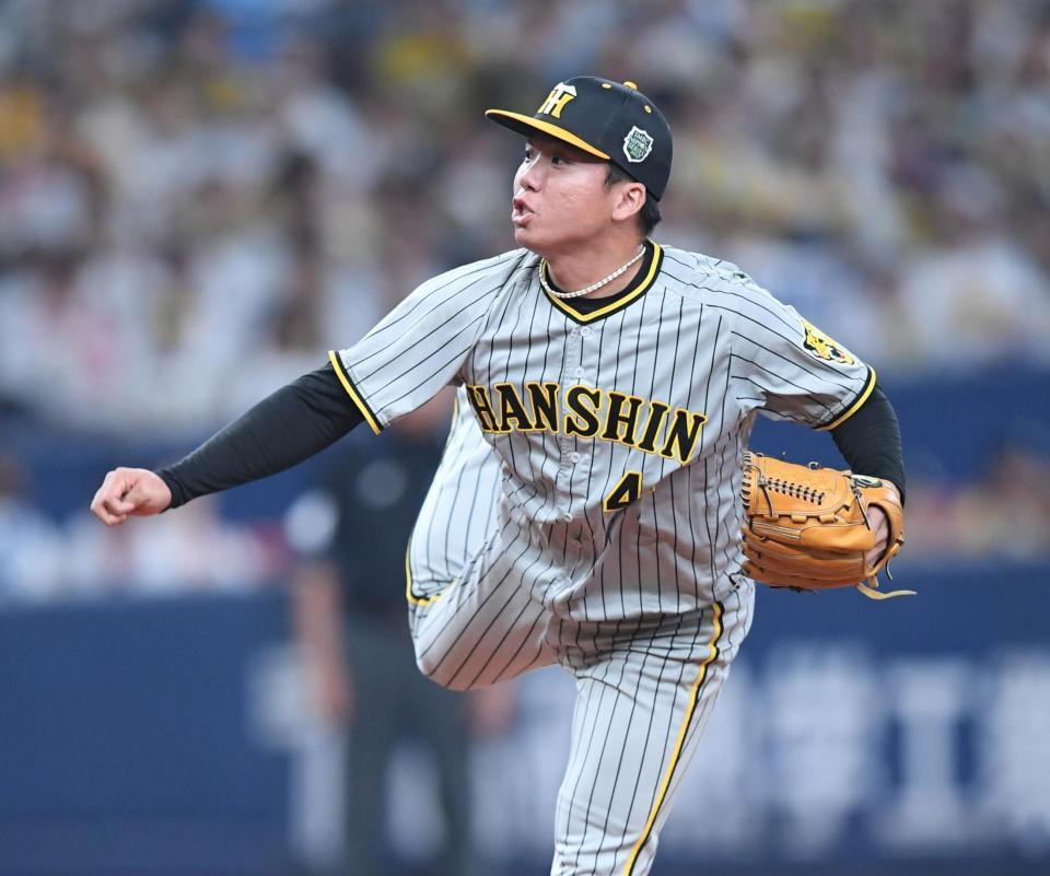 　力投する村上（撮影・中田匡峻）