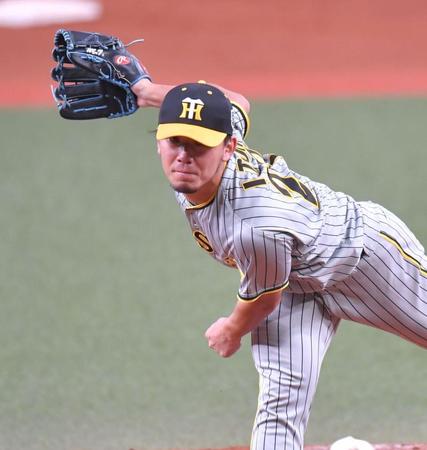 　６回に登板し力投する伊藤将（撮影・西岡正）