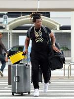 　シーズンを終え、帰国するミエセス（撮影・山口登）