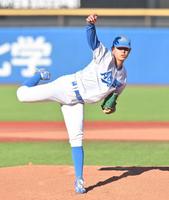 　６回に登板し力投する青学大・下村海翔（撮影・西岡正）