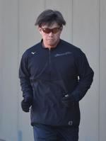 　一人でアップする桐敷（撮影・石井剣太郎）