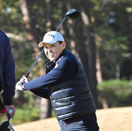 阪神・岡田監督　そら晴れよ！“アレのアレ”天も祝福　２３日Ｖパレード「いい天気で良かったわ」