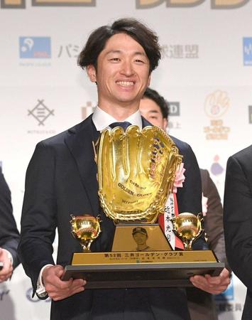 阪神・近本　３年連続ＧＧ賞！球団外野手では赤星以来　守備率１０割も謙遜「ファインプレー少ない」