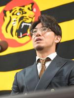 　会見する伊藤将（撮影・高部洋祐）