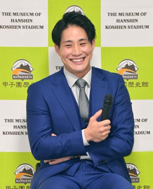 阪神タイガース 木浪選手 Mサイズ <No.1235> 阪神 木浪が甲子園歴史館でトークショー 150人の定員に7000人が