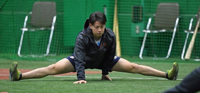阪神 ドラ1・下村が見せた驚異の柔軟性 浮き上がるように伸びる最速