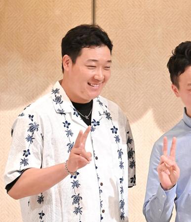 　１９日に誕生日を迎える大山は笑顔でＶサイン（撮影・中田匡峻）