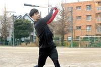 　打撃練習する山田（撮影・金田祐二）