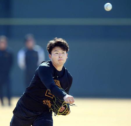 阪神ドラ２椎葉　剛球で下村驚かせた　「６割ぐらい」キャッチボールで「ドッジボールみたいな圧力」