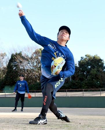 阪神・村上 目指す直球平均球速UP 昨季の経験から飛躍へ課題 140キロ後半で変化球生かす