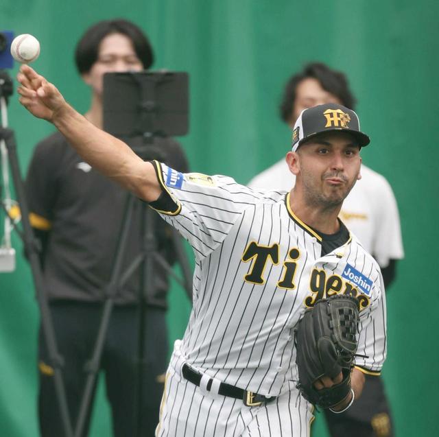 阪神タイガース　ゲラ選手ユニ 8.9回をそれぞれ3人で打ち取り、試合を締めくくったゲラ選手と