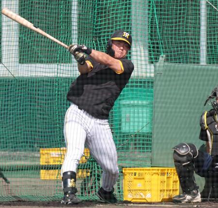 阪神・前川　豪弾連発！佐藤輝超え２７本、最長１３０メートル　下半身の使い方＆トップの力みなくして飛距離アップ