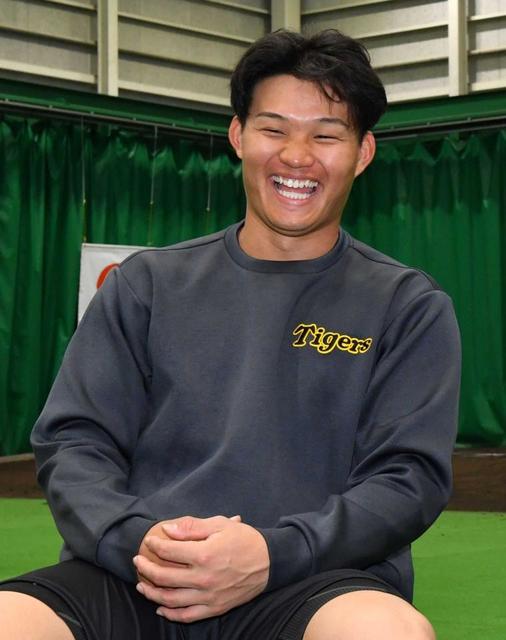 阪神タイガース 佐藤・森下選手 サイン入りキャップ 阪神タイガース 佐藤輝明選手、森下翔太選手、大山悠輔選手 才木