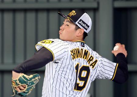 阪神・ドラ１下村　藤川球児ＳＡから金言　２軍キャンプで初ブルペン、投球後に“個別指導”で岩崎のブルペンを勉強