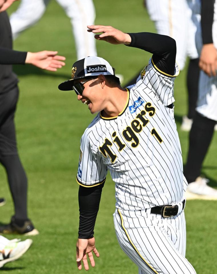 　ハツラツとした表情で練習に汗を流す森下（撮影・飯室逸平）