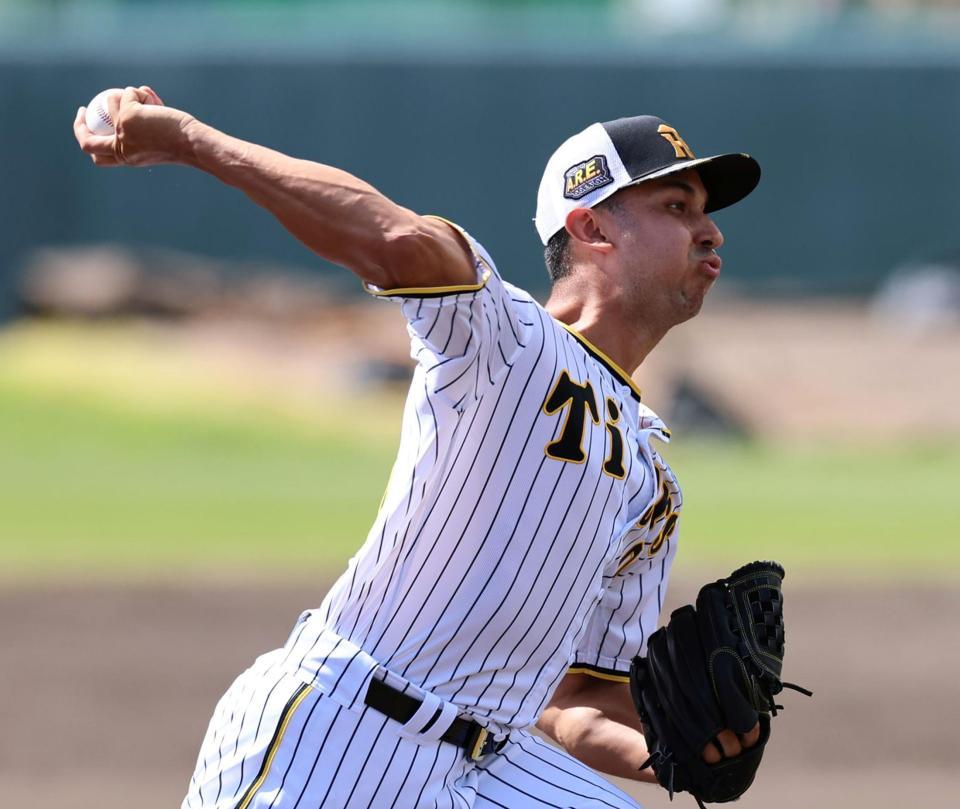 　フリー打撃に登板し力投するゲラ（撮影・山口登）