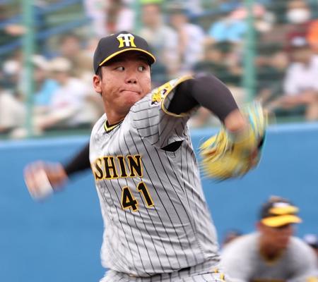 　先発し、躍動感あふれる投球を見せた村上（撮影・田中太一）