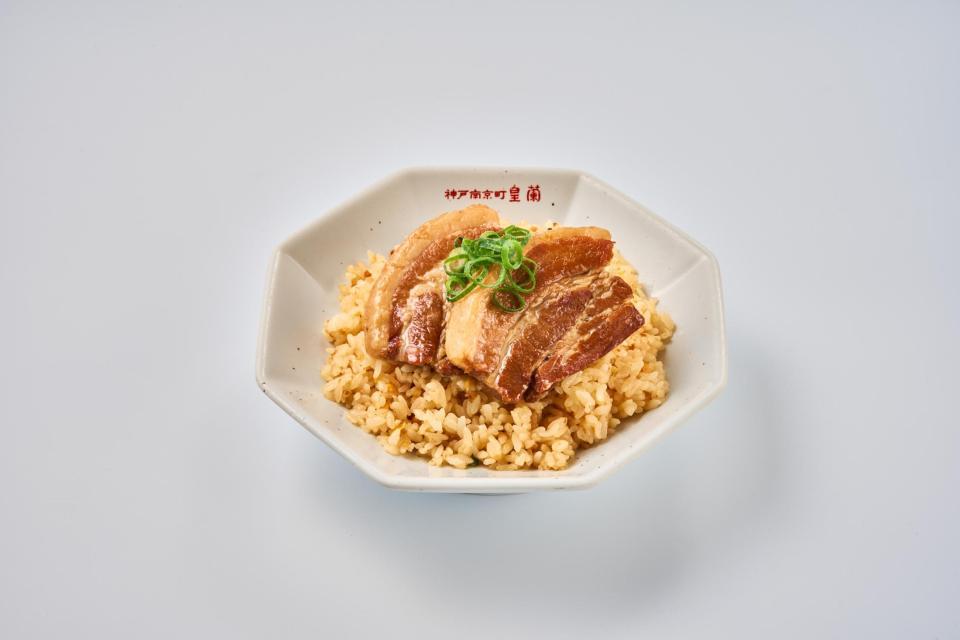 　店仕込み　厚切り角煮炒飯