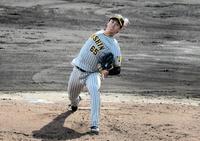 　教育リーグ・広島戦で１回無安打無失点、２奪三振に抑えた湯浅