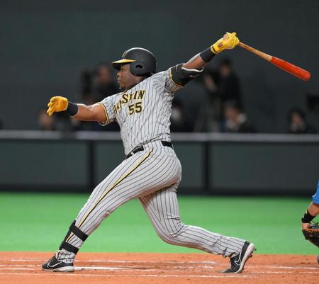 「野球のボールは蹴ったらアカン」阪神・岡田監督　あきれる