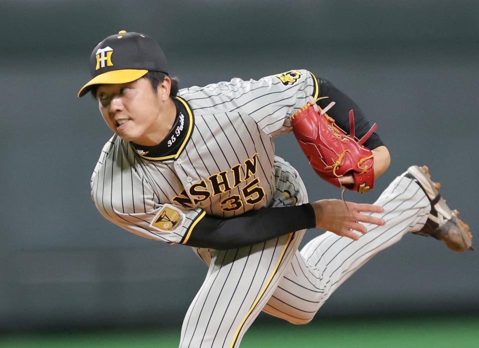 　先発し、投げ込む才木（撮影・田中太一）