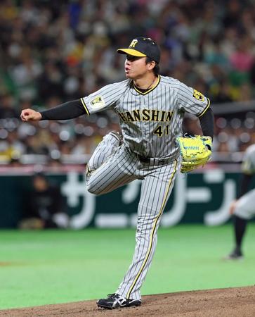 　ソフトバンク打線を相手に力投する先発の村上（撮影・立川洋一郎）
