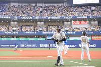　８回、大飛球もむなしく、中飛に倒れた大山（撮影・中田匡峻）