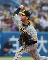 　８回、無失点に抑えたゲラ（撮影・金田祐二）