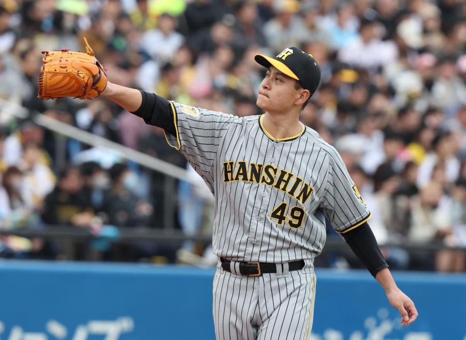 　３回、ヤクルト打線につかまり厳しい表情の大竹（撮影・金田祐二）