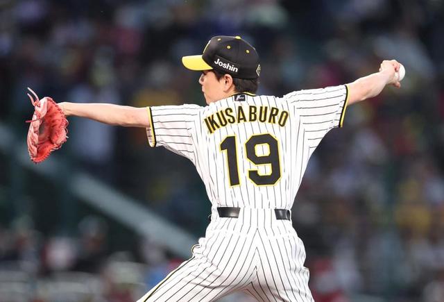 ヤマキ QUOカード 山崎育三郎(使用済み) Thank you Year”を掲げる山崎育三郎がフルオーケストラコンサート