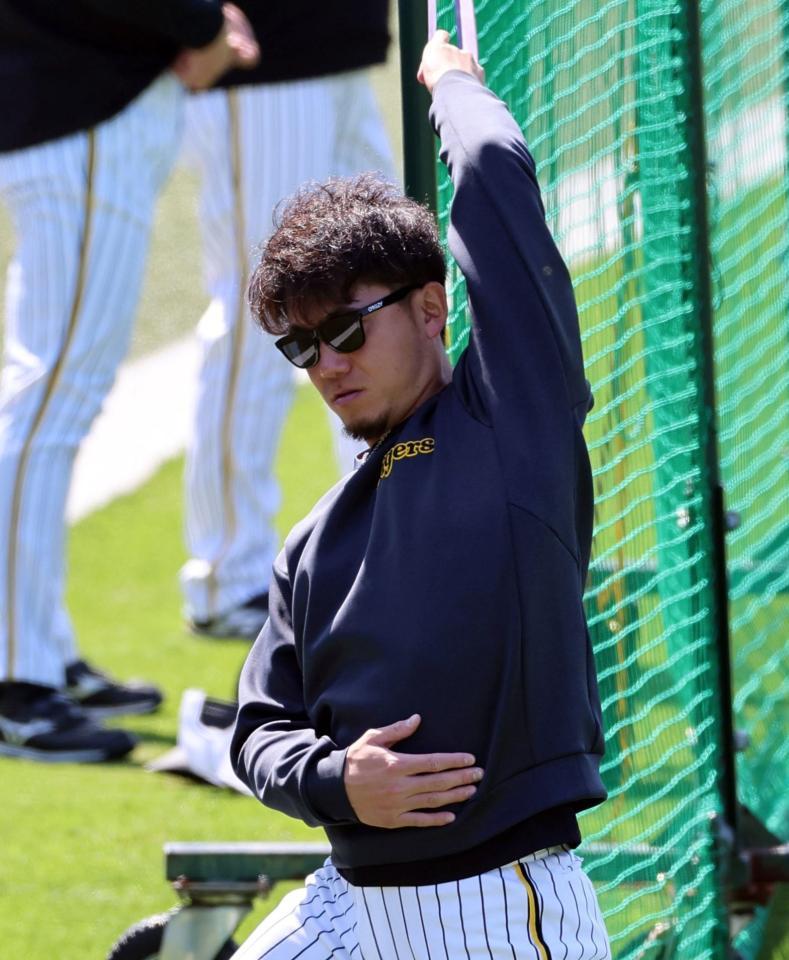 　アップする伊藤将（撮影・山口登）