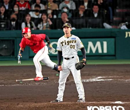 阪神・ゲラ　まさか…来日初失点、初黒星　九回２死、若鯉・田村にＶ打浴びる