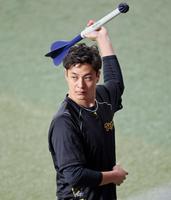 　登板に向けてトレーニングする大竹（撮影・立川洋一郎）