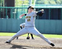 　９回に登板した湯浅