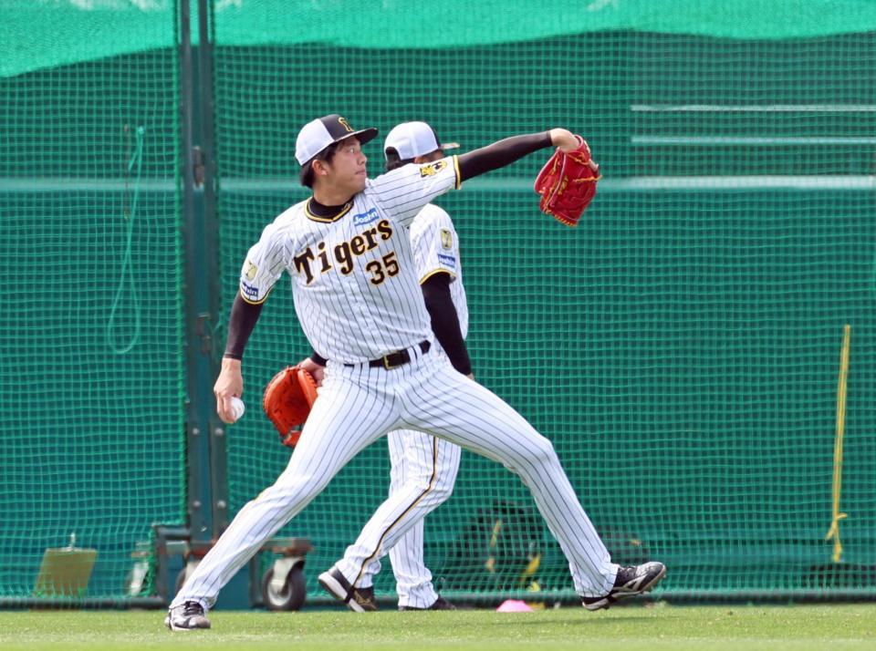 　登板へ向けて調整する才木（撮影・立川洋一郎）