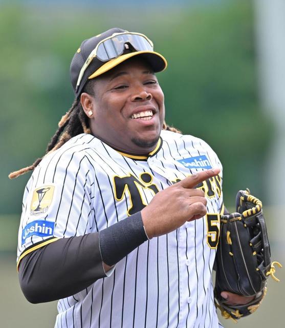 阪神 2軍調整中の「ミエちゃん」がまさかのトレンド 中断中に応援団が