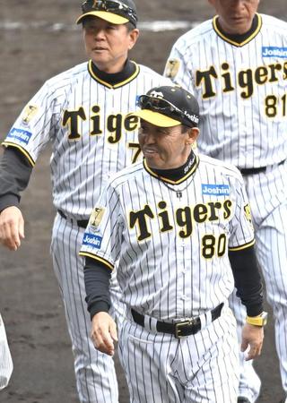 阪神・岡田監督、糸原起用がズバリ　不調の佐藤輝に代えてスタメンで猛打賞　佐藤輝は「ボール振らないで、ストライク打ってくれたら」