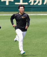 　ダッシュをする門別（撮影・中田匡峻）