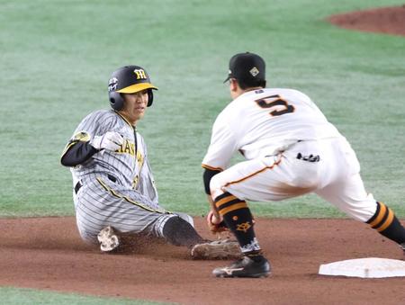 　延長１０回、一走・植田がけん制で誘い出され二塁でアウト