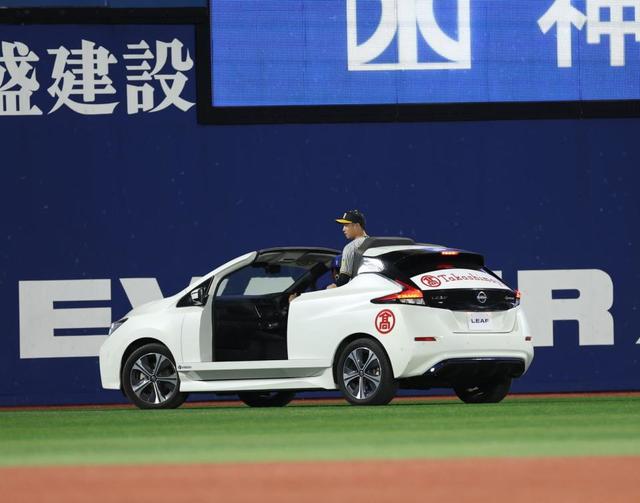 阪神 リリーフカーフライングの珍事 舞台裏を島本が明かす