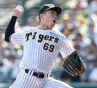 　７回を無失点に抑える石井（撮影・田中太一）