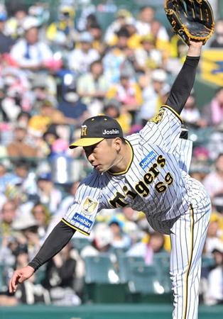 　７回、好リリーフをみせる石井（撮影・北村雅宏）