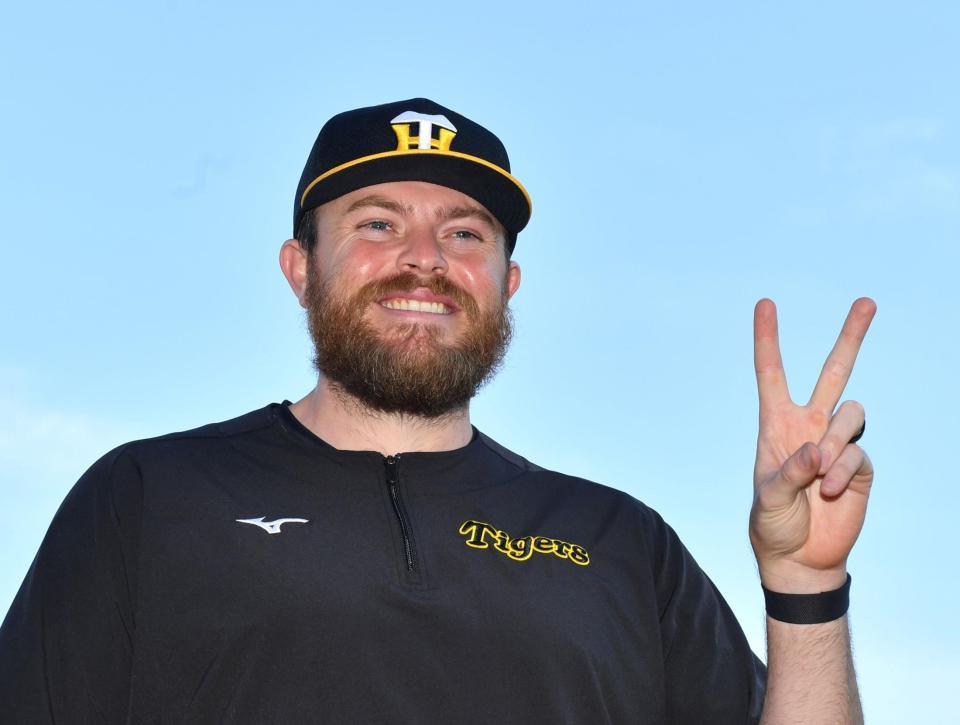 　今季２勝目を挙げたビーズリーは笑顔を見せる（撮影・中田匡峻）