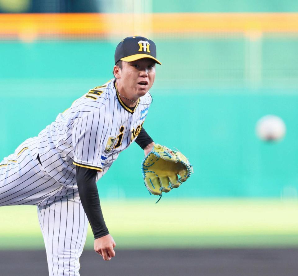 　力強く投げ込む村上（撮影・立川洋一郎）