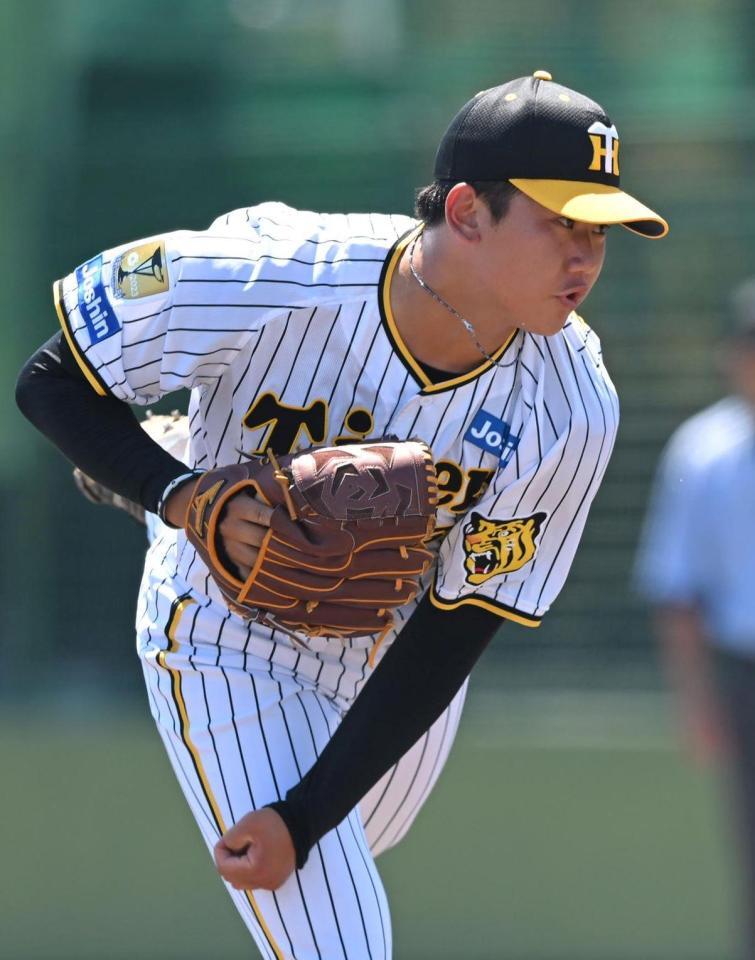　力投する門別（撮影・石井剣太郎）