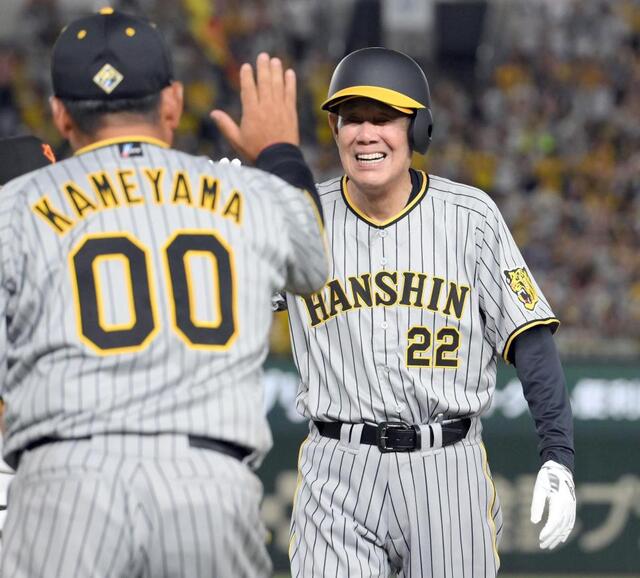 阪神、巨人レジェンドOB戦 ハッスル躍動に3万5000人大歓声 田淵