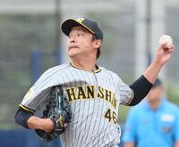 　５回裏に登板し１イニングを無失点に抑えた島本（撮影・立川洋一郎）