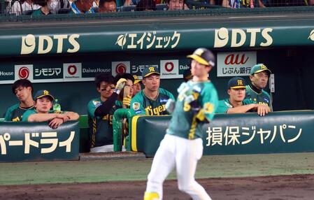 阪神・岡田監督嘆く「何もないわ、もうホンマ。信じられへん、俺は」「惜しかったなんてないよ、プロには。頑張りましたもないよ、高校野球違うんやから」