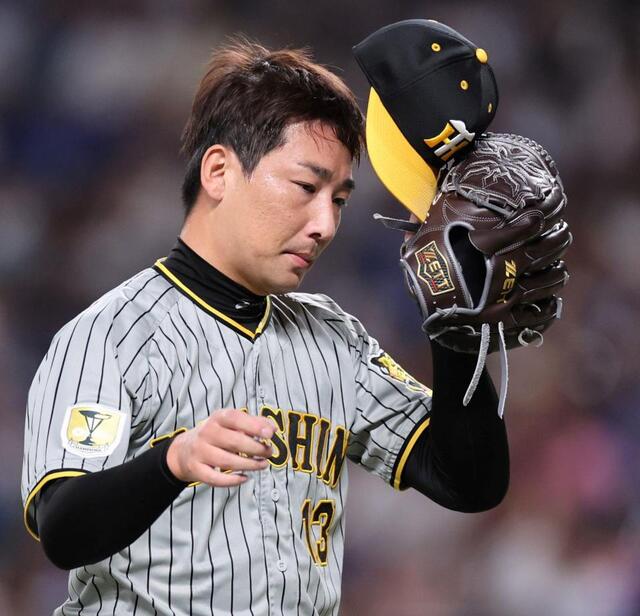 阪神・岩崎 九回の2点リード守れず 2死満塁からまさかの2点適時内野