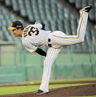 　先発登板の及川（撮影・金居みつよし）